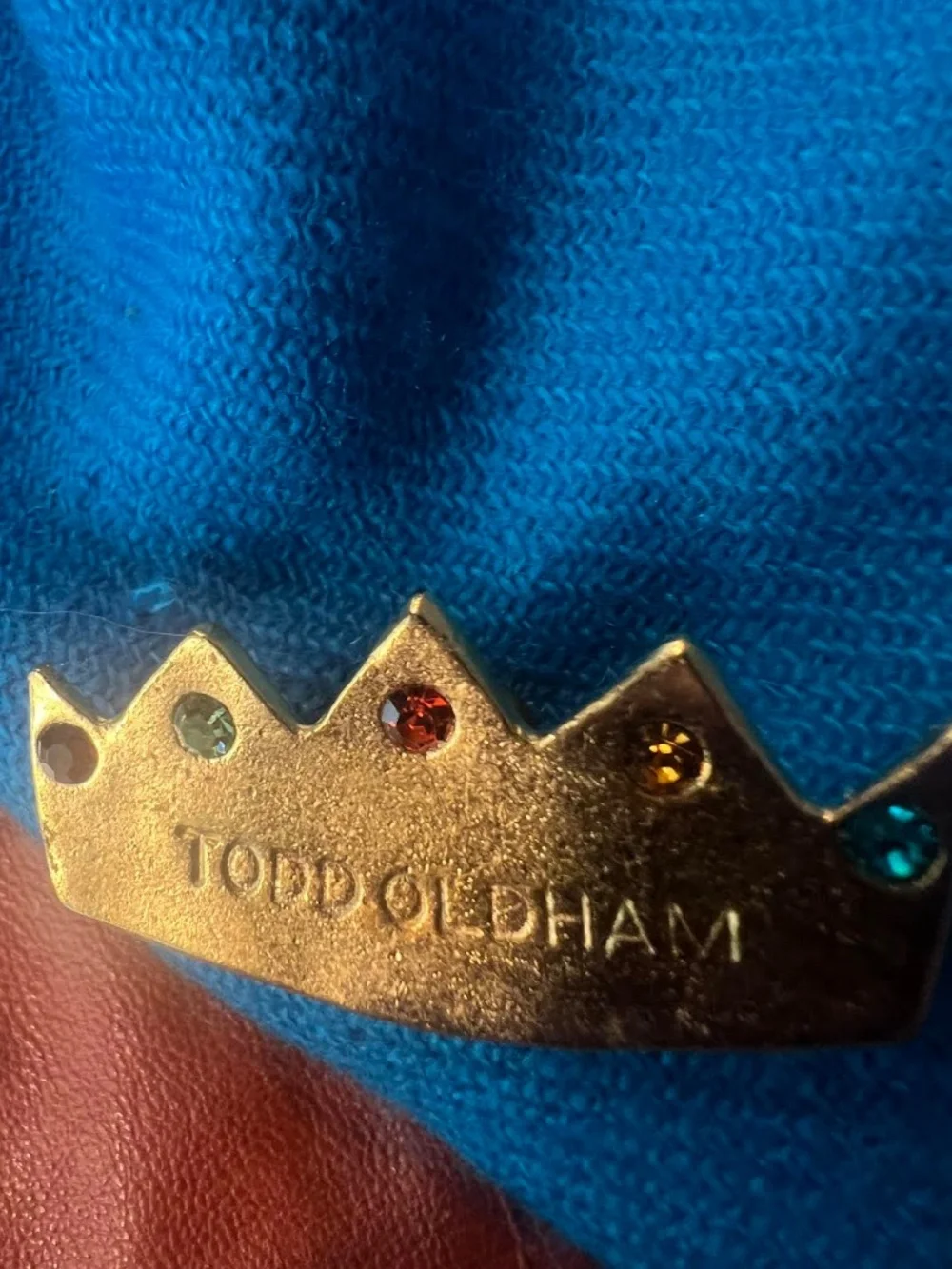 VTG Todd Oldham lapel pin highly collectible